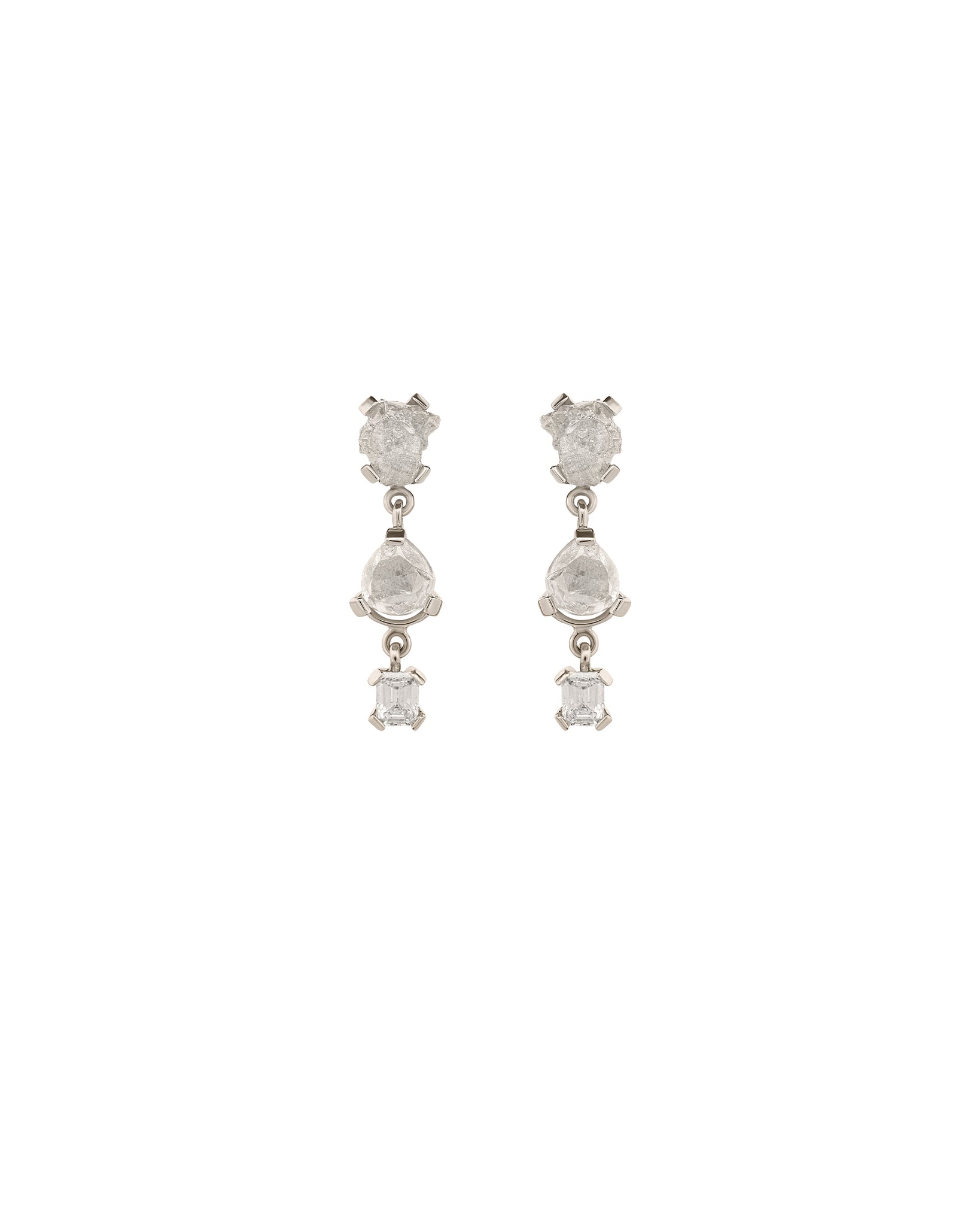 18k White Diamond Process Drop Earrings