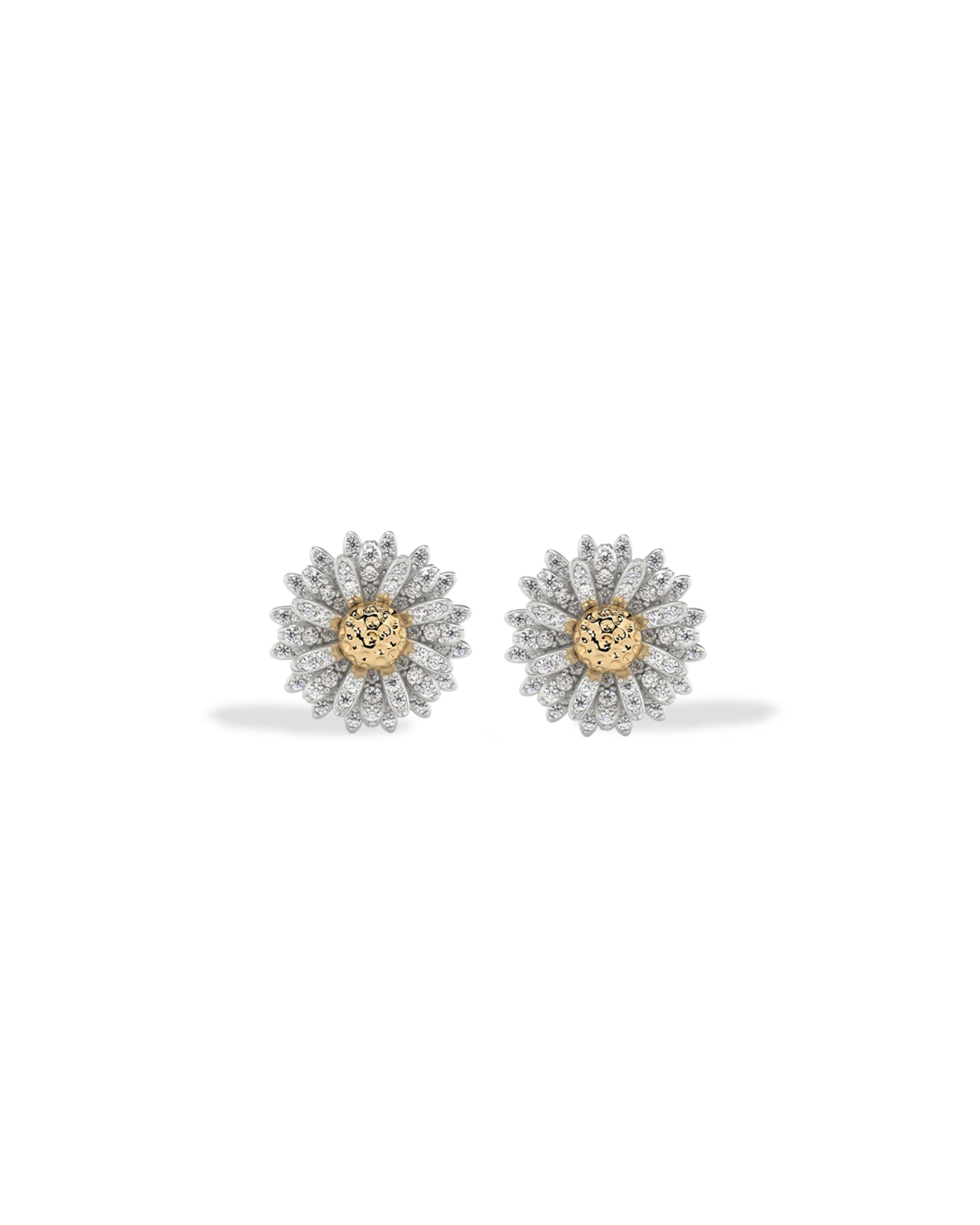 Flora Maxi Daisy Pavé Diamond Stud Earrings