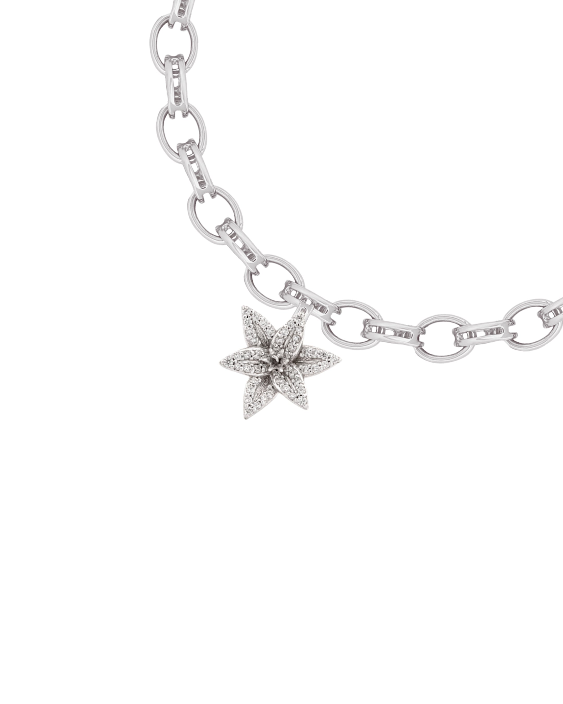 Flora Maxi Lily Pavé Diamond White Gold Charm Bracelet