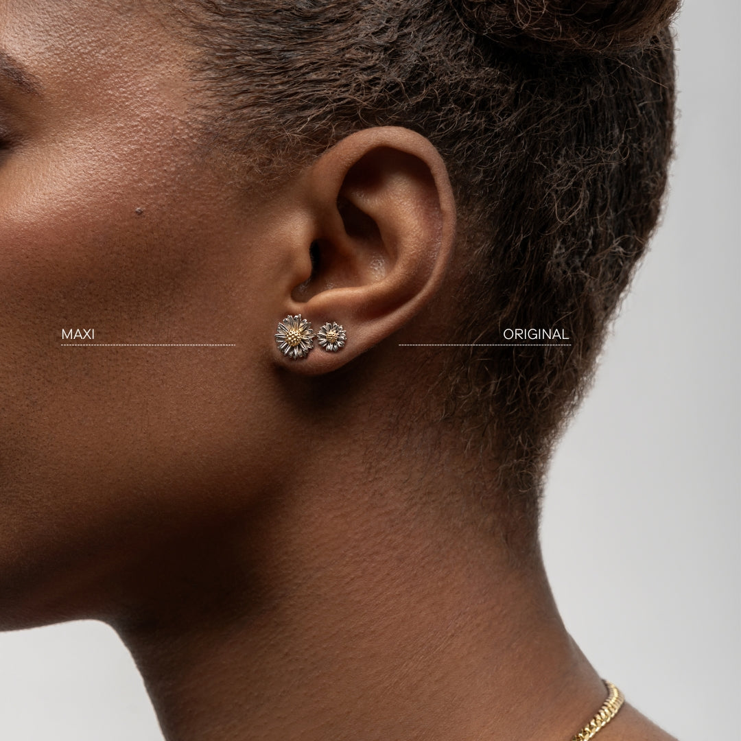 Flora Daisy Stud Earrings