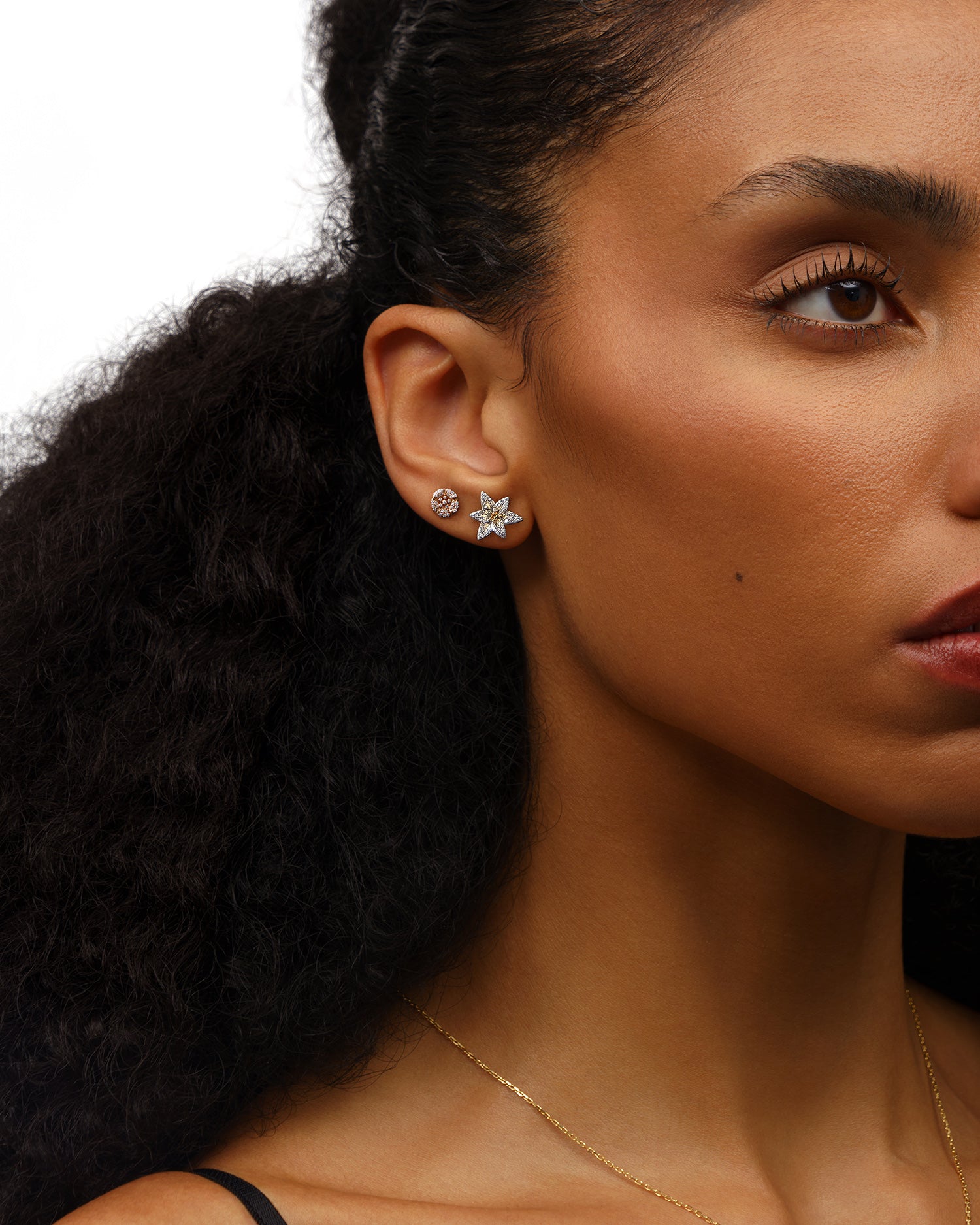 Flora Maxi Lily Pavé Diamond Stud Earrings